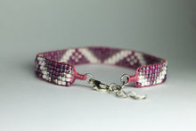 Load image into Gallery viewer, Lilac beaded chevron
